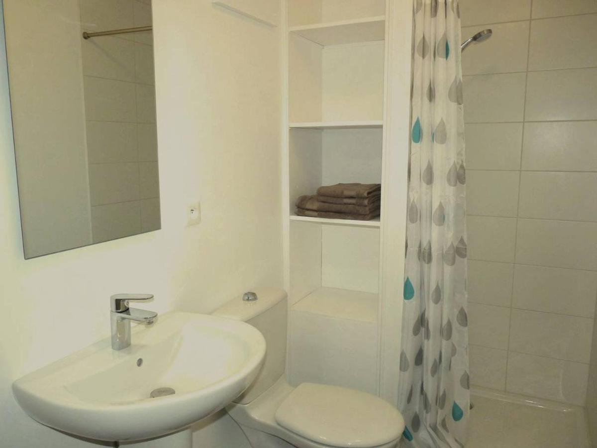 De L'Autre Cote Bed and Breakfast Garlin Εξωτερικό φωτογραφία