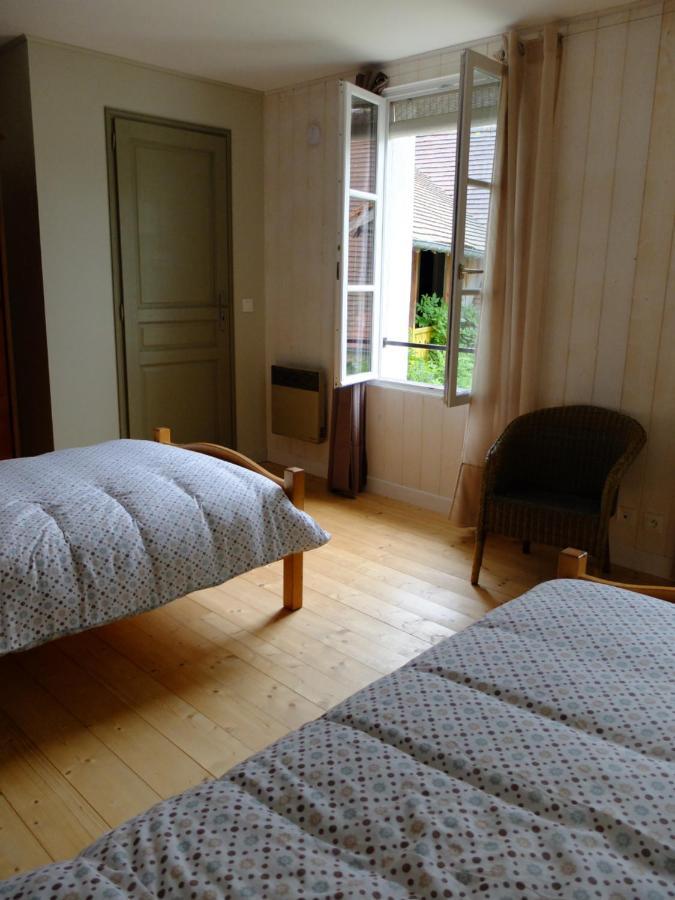 De L'Autre Cote Bed and Breakfast Garlin Εξωτερικό φωτογραφία
